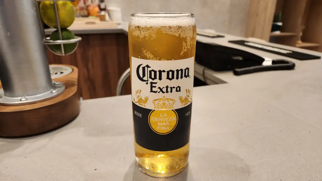 A pint of Corona Extra